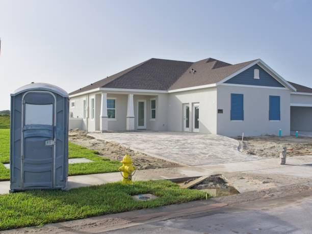 Best Portable toilet rental cost  in Brooklyn Park, MN